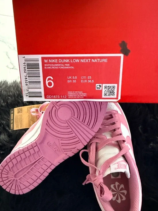 Nike Dunk Low Next Nature - Picture 10 of 11